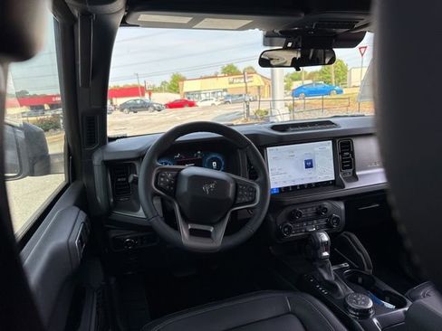 New 2026 Ford Bronco Badlands AWD/4WD image 24