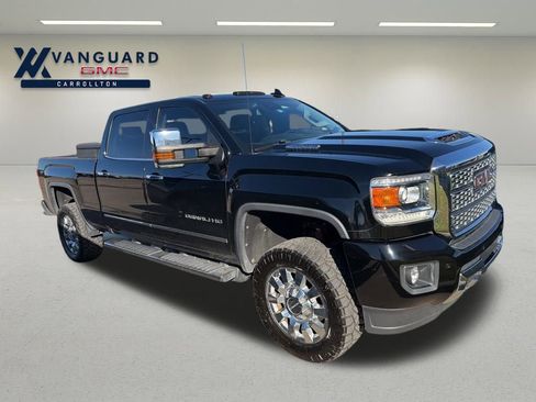 Used 2018 GMC Sierra 2500 Denali w/ Duramax Plus Package image 2