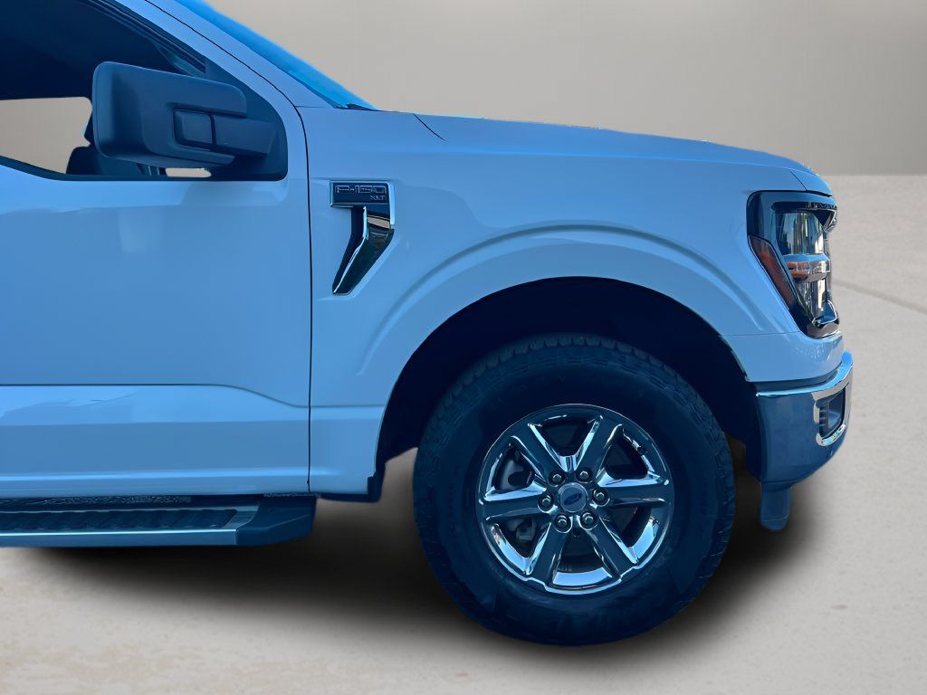 Used 2025 Ford F150 XLT w/ Equipment Group 301A Standard AWD/4WD image 26
