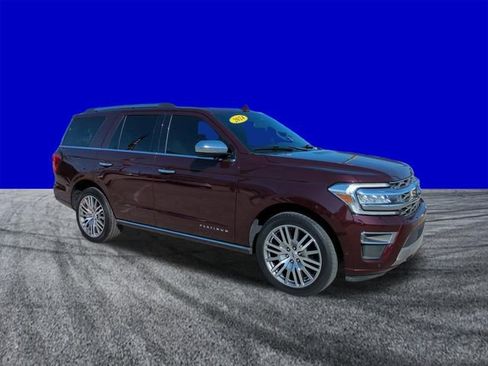 Certified 2024 Ford Expedition Platinum AWD/4WD image 2