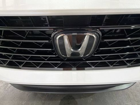 Used 2025 Honda Accord LX image 29