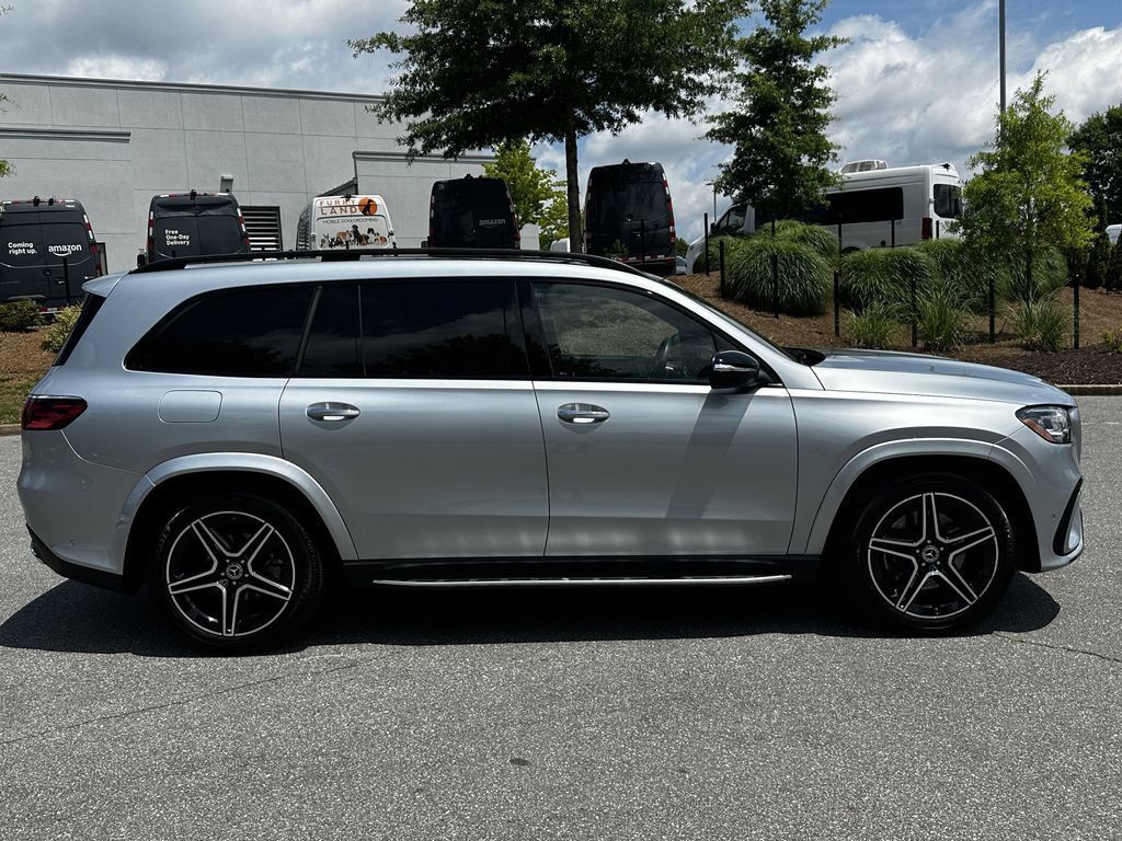 Certified 2025 Mercedes-Benz GLS 450 4MATIC w/ AMG Line Exterior image 9