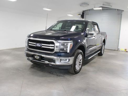 Used 2024 Ford F150 Lariat w/ Mobile Office Package image 4