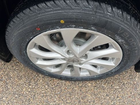 Certified 2019 Nissan Sentra SV w/ All Weather Package image 37