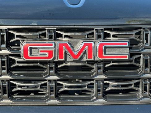 Used 2025 GMC Canyon Elevation w/ Convenience Package image 38