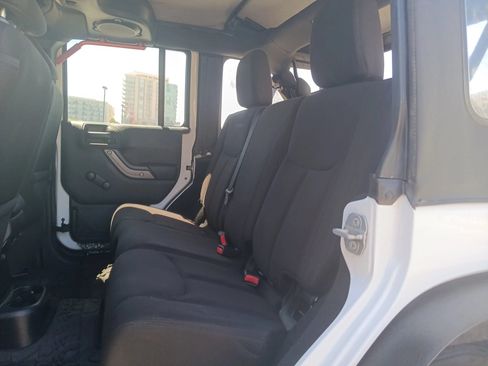 Used 2014 Jeep Wrangler Unlimited Sport AWD/4WD image 12