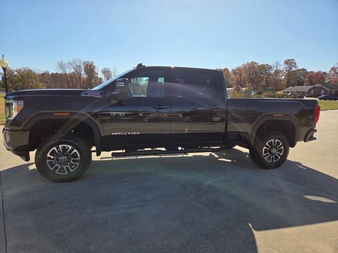 Used 2021 GMC Sierra 2500 AT4 image 7