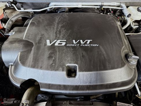 Used 2020 Chevrolet Colorado LT w/ LT Convenience Package RWD image 38