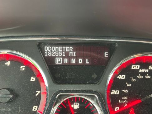 Used 2013 GMC Acadia SLT AWD/4WD image 10