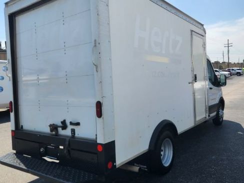 Used 2022 Ford Transit 350 DRW RWD image 8