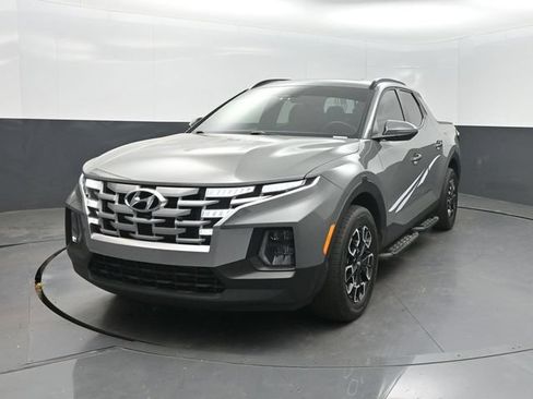 Used 2024 Hyundai Santa Cruz SEL w/ Activity Package FWD image 2