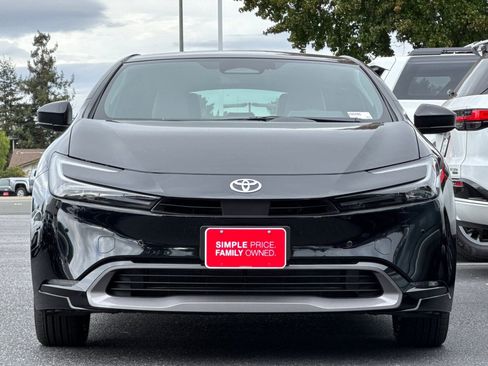 New 2026 Toyota Prius Limited image 11