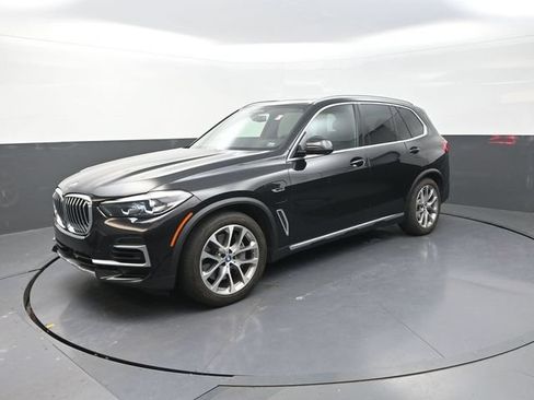 Used 2022 BMW X5 xDrive45e AWD/4WD image 3