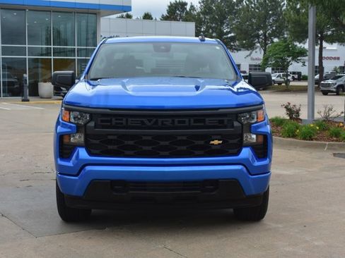 Used 2026 Chevrolet Silverado 1500 Custom AWD/4WD image 2