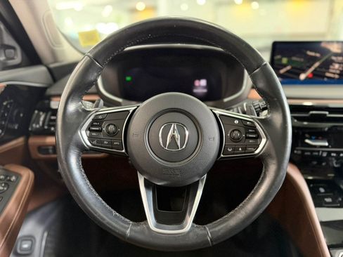 Used 2023 Acura MDX SH-AWD w/ Technology Package image 29