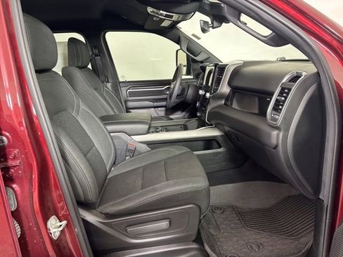 Used 2025 RAM 1500 Big Horn AWD/4WD image 4