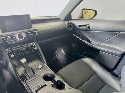 Used 2021 Lexus IS 300 300 w/ Comfort Package image 22