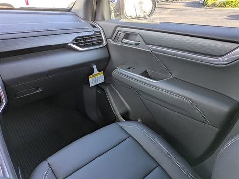 Used 2024 GMC Sierra 3500 AT4 w/ AT4 Premium Plus Package image 21