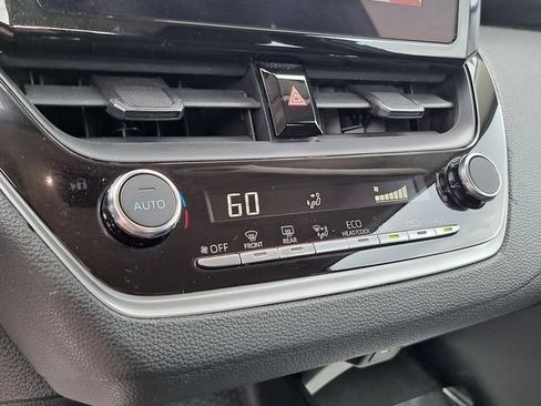 Used 2023 Toyota Corolla LE FWD image 17