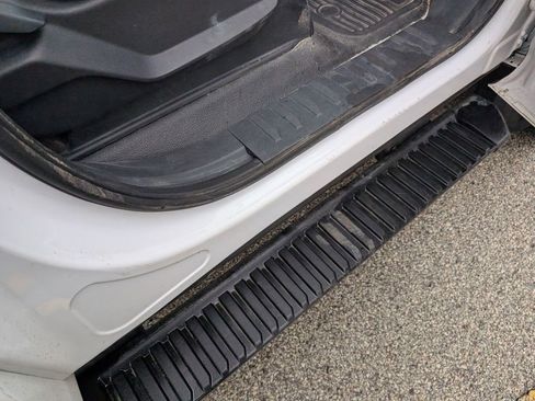 Used 2022 Ford F550 4x4 Regular Cab Super Duty w/ Power Equipment Group image 20