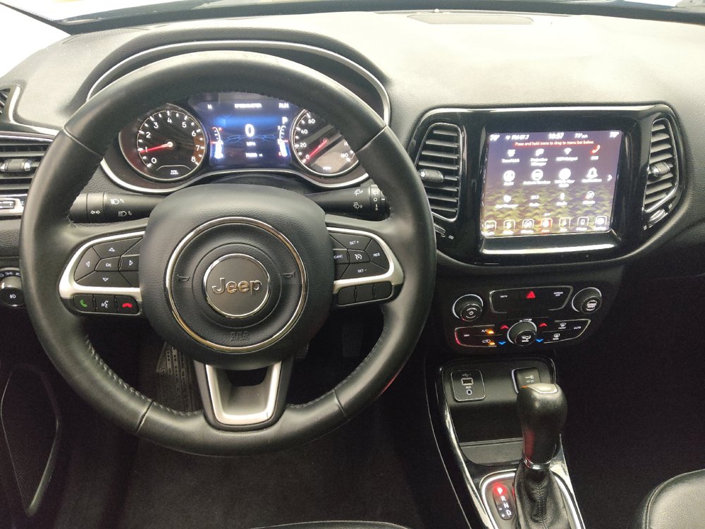 Used 2019 Jeep Compass Latitude FWD image 22
