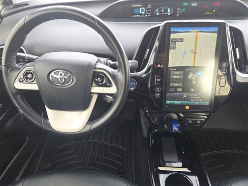 Used 2018 Toyota Prius Four Touring image 28