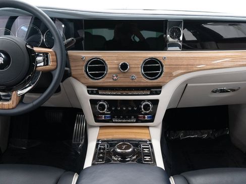 Certified 2022 Rolls-Royce Ghost image 36
