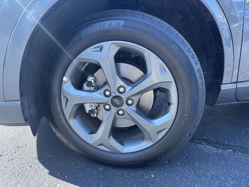 Used 2024 Ford Escape ST-Line image 32