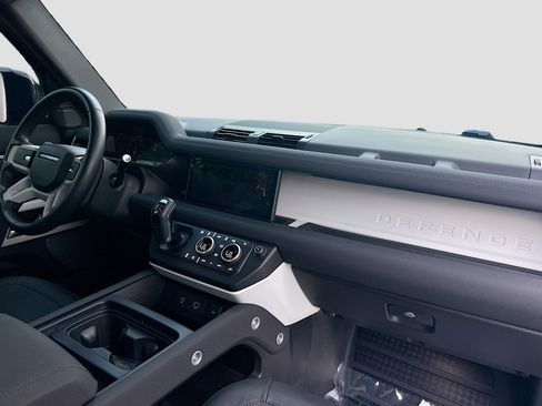 Used 2023 Land Rover Defender 110 S AWD/4WD image 30