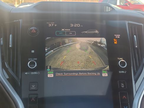 Used 2022 Subaru Outback Touring image 28