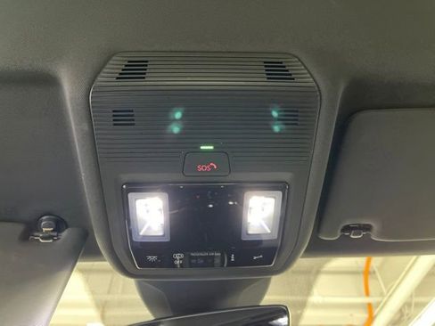 Used 2023 Volkswagen ID.4 Pro RWD image 24