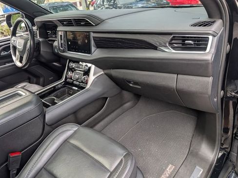 Used 2022 GMC Yukon Denali w/ Denali Ultimate Package image 21