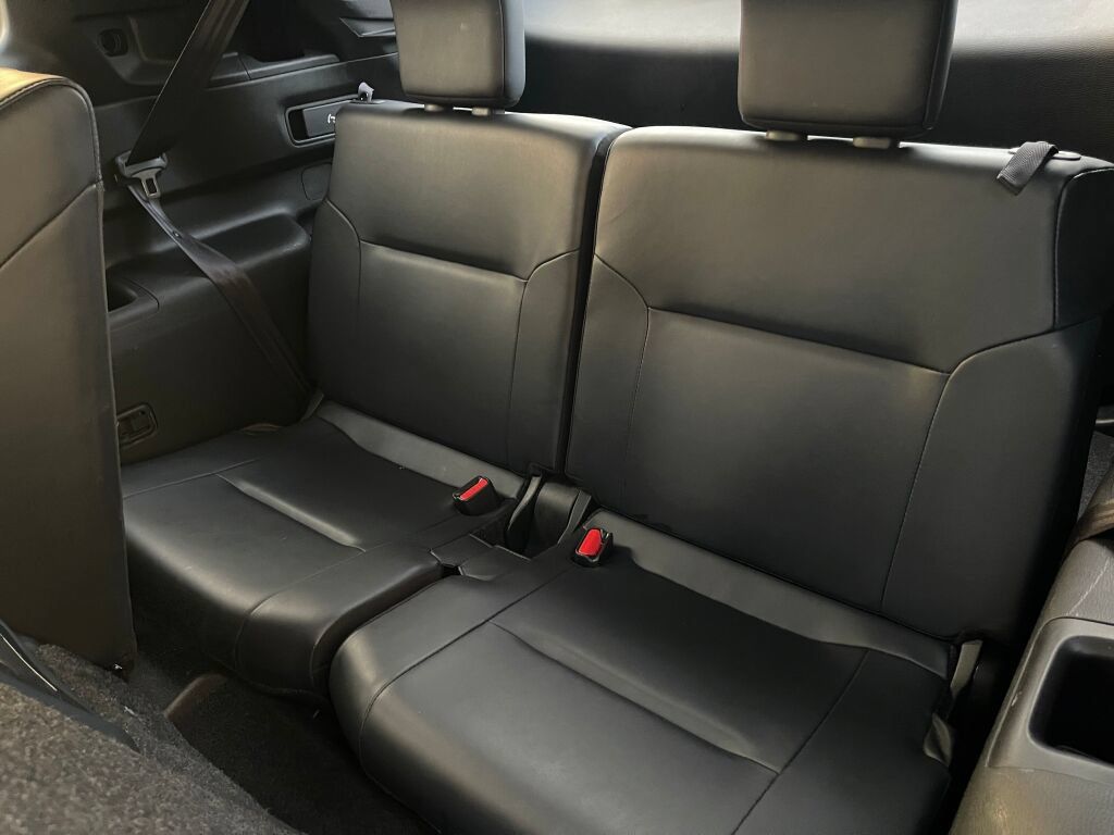 Used 2024 Mitsubishi Outlander SE AWD/4WD image 23