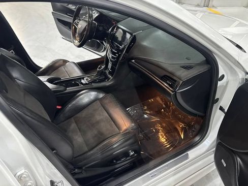 Used 2017 Cadillac ATS V RWD image 36
