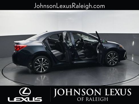 Used 2019 Toyota Corolla SE w/ SE Premium Package FWD image 33
