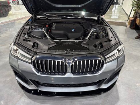 Used 2021 BMW 530i RWD image 16