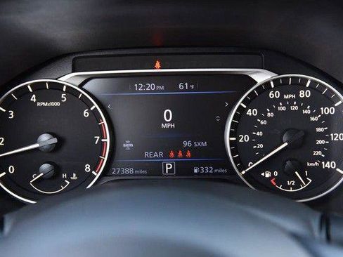 Used 2025 Nissan Altima 2.5 SV image 12