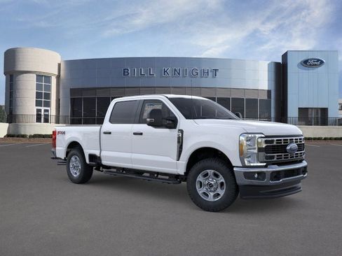 New 2026 Ford F250 XLT w/ FX4 Off-Road Package AWD/4WD image 1
