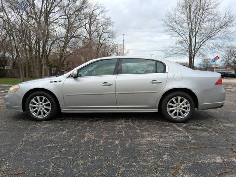 Used 2011 Buick Lucerne CXL w/ Driver Confidence Package FWD image 3