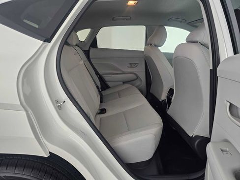 Used 2024 Hyundai Kona SEL FWD image 12