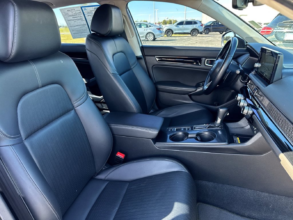 Used 2022 Honda Civic Touring image 25