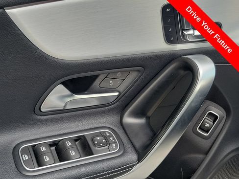 Used 2025 Mercedes-Benz CLA 250 image 18