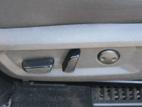 Used 2023 Nissan Rogue SV image 28