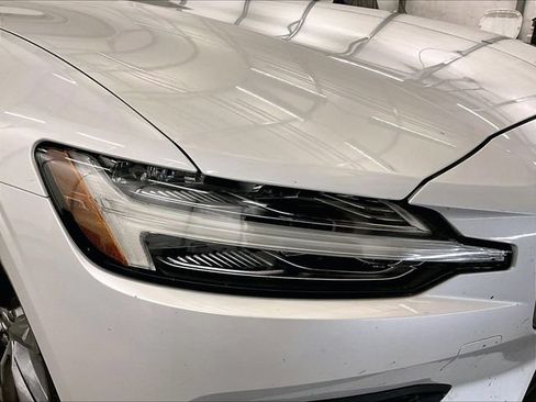 Used 2020 Volvo S60 T6 Momentum AWD/4WD image 27