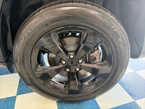 Used 2018 Jeep Cherokee Latitude w/ Altitude Package AWD/4WD image 20