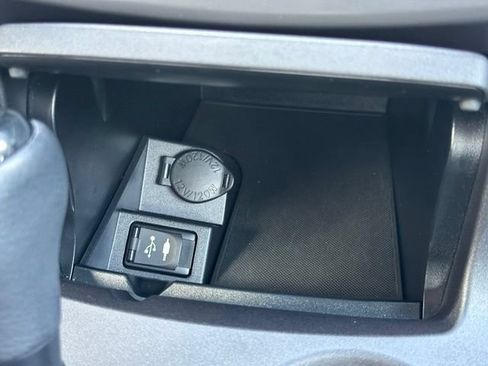 Used 2015 Toyota Camry XLE FWD image 20
