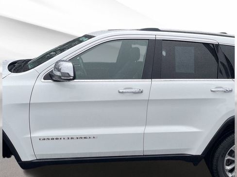 Used 2016 Jeep Grand Cherokee Limited image 28