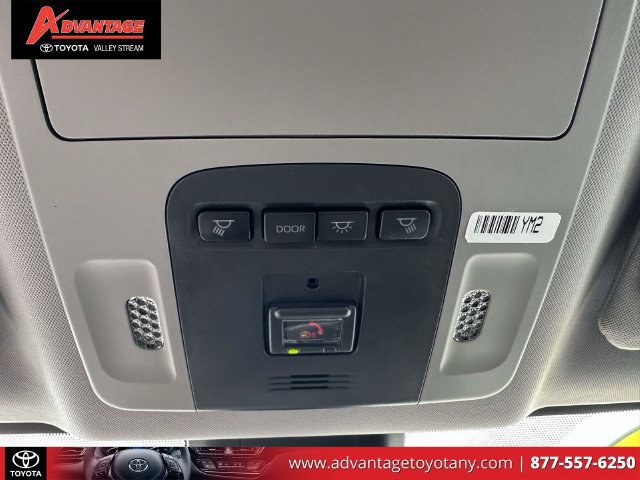 Used 2024 Toyota Camry XSE FWD image 36