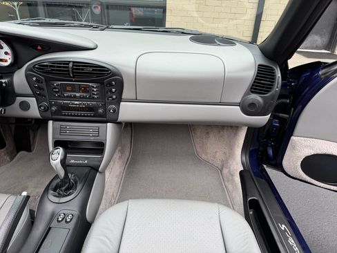 Used 2001 Porsche Boxster S RWD image 37