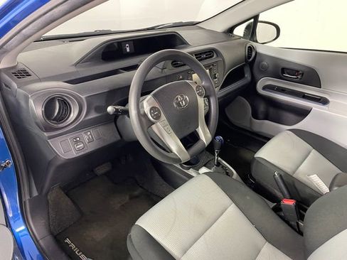 Used 2013 Toyota Prius C Three image 3